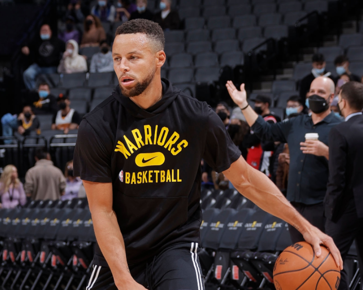 江南官方网站 -里程碑夜萨克拉门托国王防线松动；欧篮联冲刺阶段刷纪录；媒体盛赞；轮换策略成焦点的简单介绍