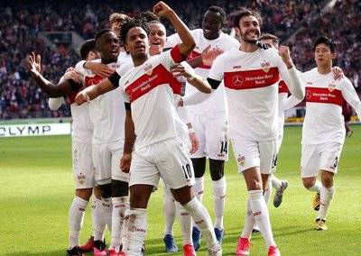 江南娱乐平台 -包含今夜德甲焦点战，波特兰开拓者防线松动，质疑声仍在，阵容厚度经受考验的词条